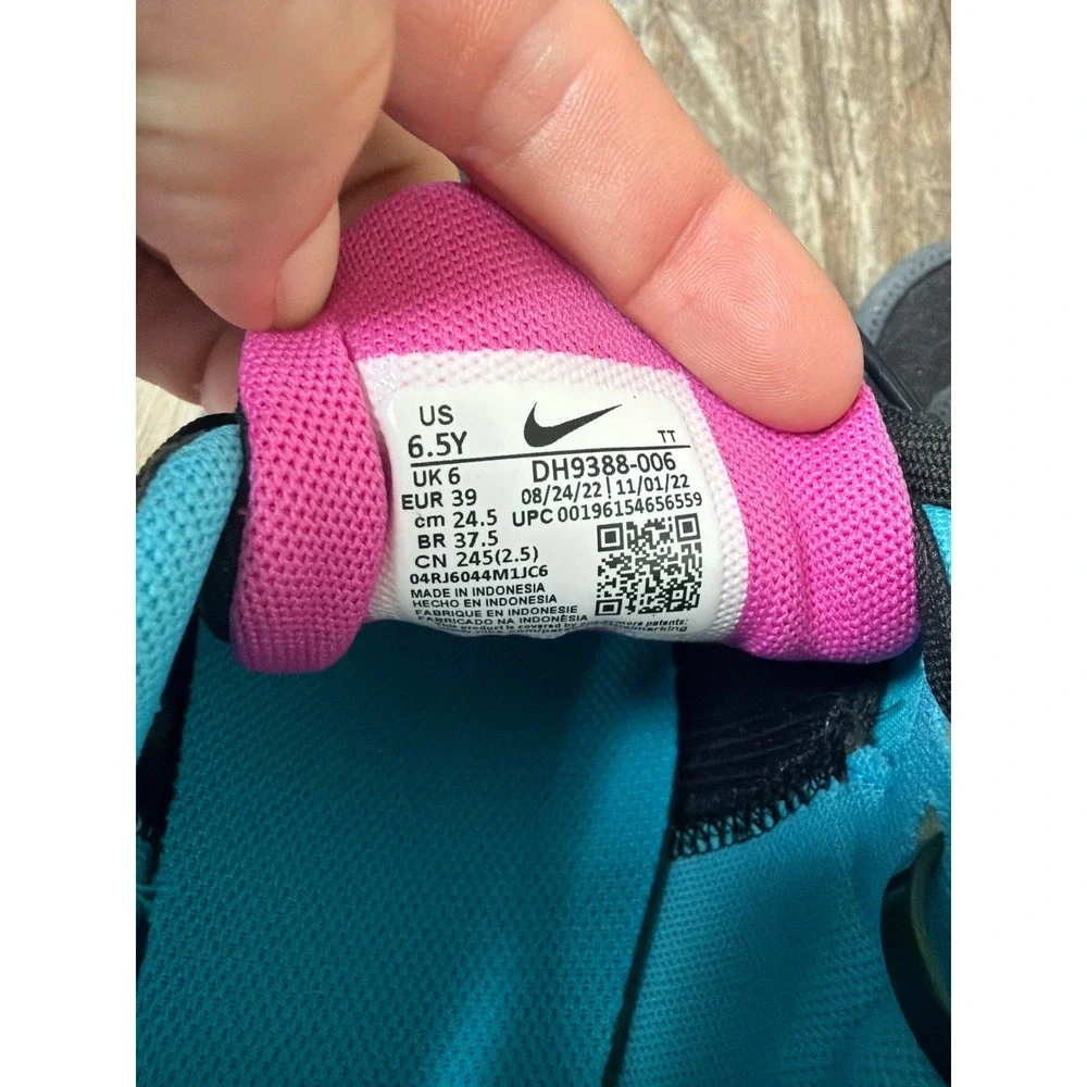 Nike Air‎ Max Motif Black University Blue Pink Youth 6.5Y